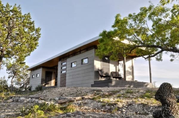 Modern 500 sq. ft. Cabin Makes the Most of Every Square Inch