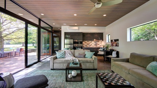 LakeAustinCabin_E1