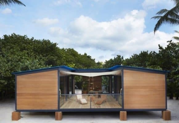 Tiny-Beach-House-by-Louis-Vuitton-003-600x413